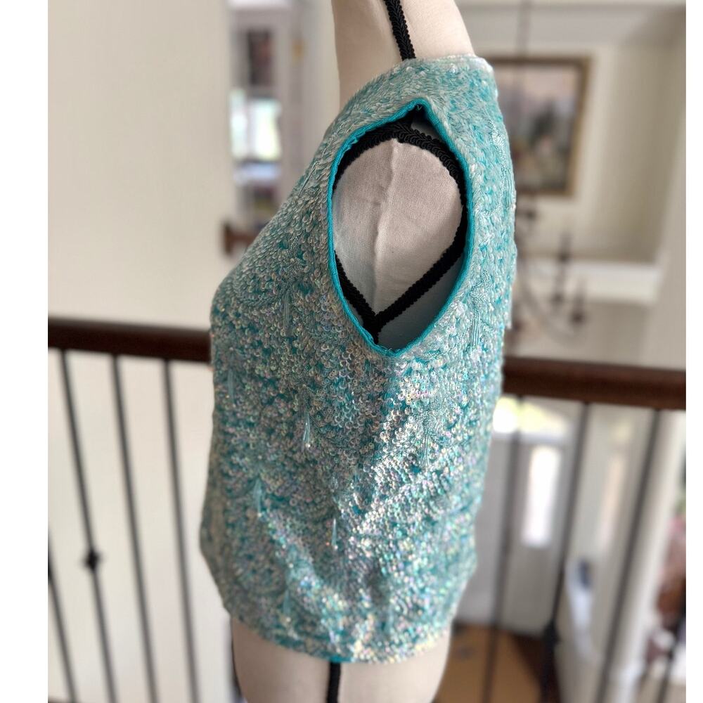 Vintage 60s Aqua Blue Wool Beaded Scallop Floral Dangle Sleeveless Shell Tank - Picture 6 of 7